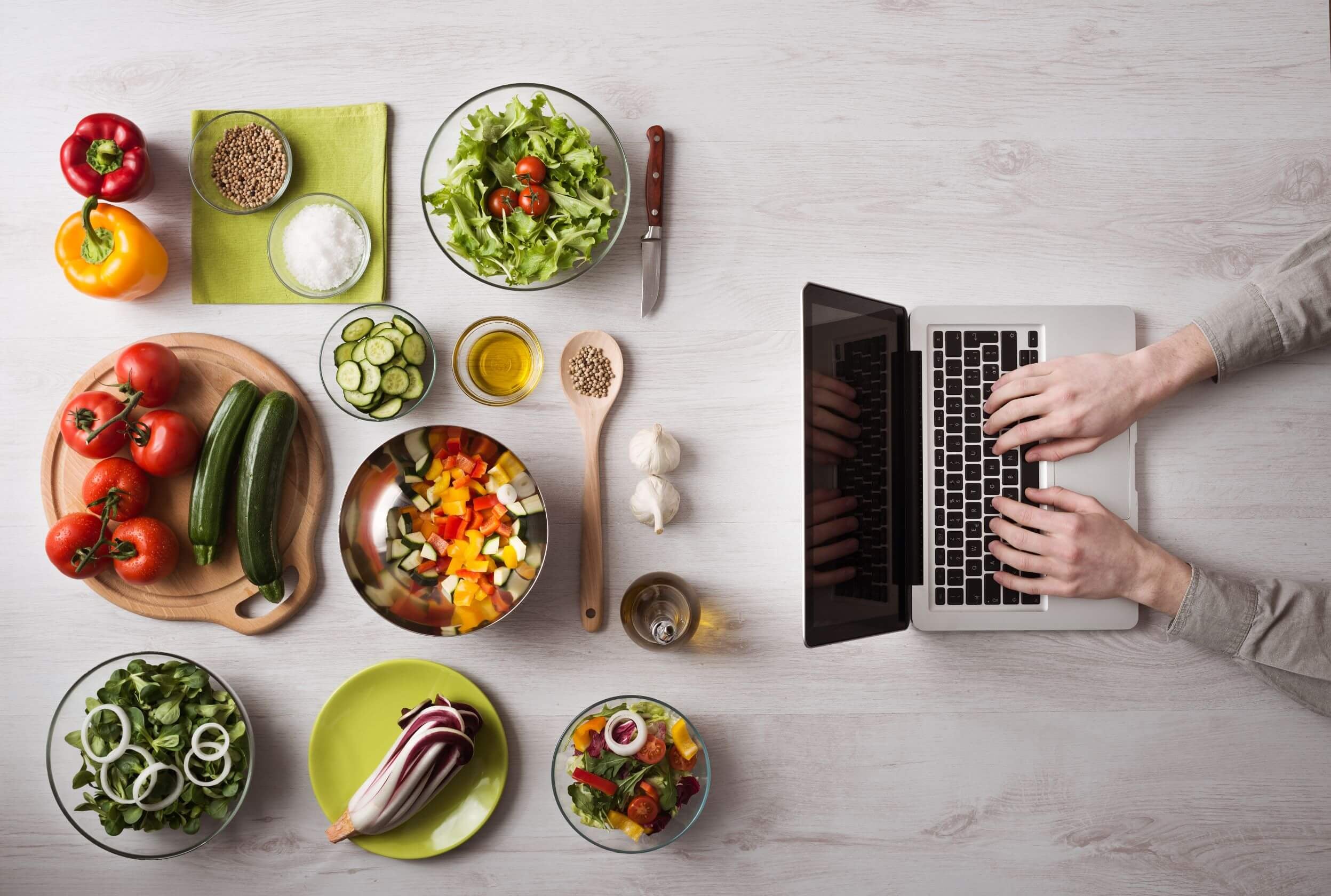 Healthy Foods Benefiting the Workplace